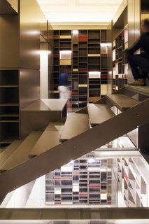 Life at a Florentine Loft Revolves Around an
All-in-One Storage Marvel - Photo 2 of 3 -