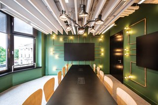 This Tech Office Is a Brilliant Mishmash of Styles - Photo 4 of 7 -