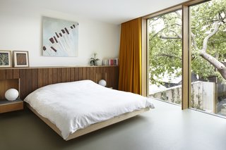 Edgley Design designed the beds and headboards in the bedrooms. Just one of the several bespoke details that the firm included in the home. 