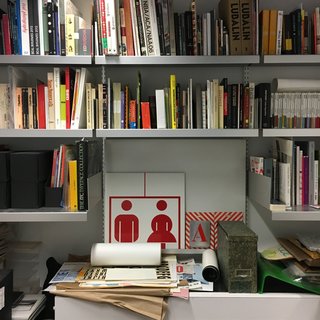 New York's Hidden
Graphic Design Gem - Photo 5 of 6 -