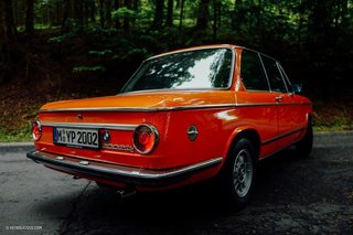 This Is What It's Like To Drive The BMW 2002 Tii - Photo 4 of 7 -