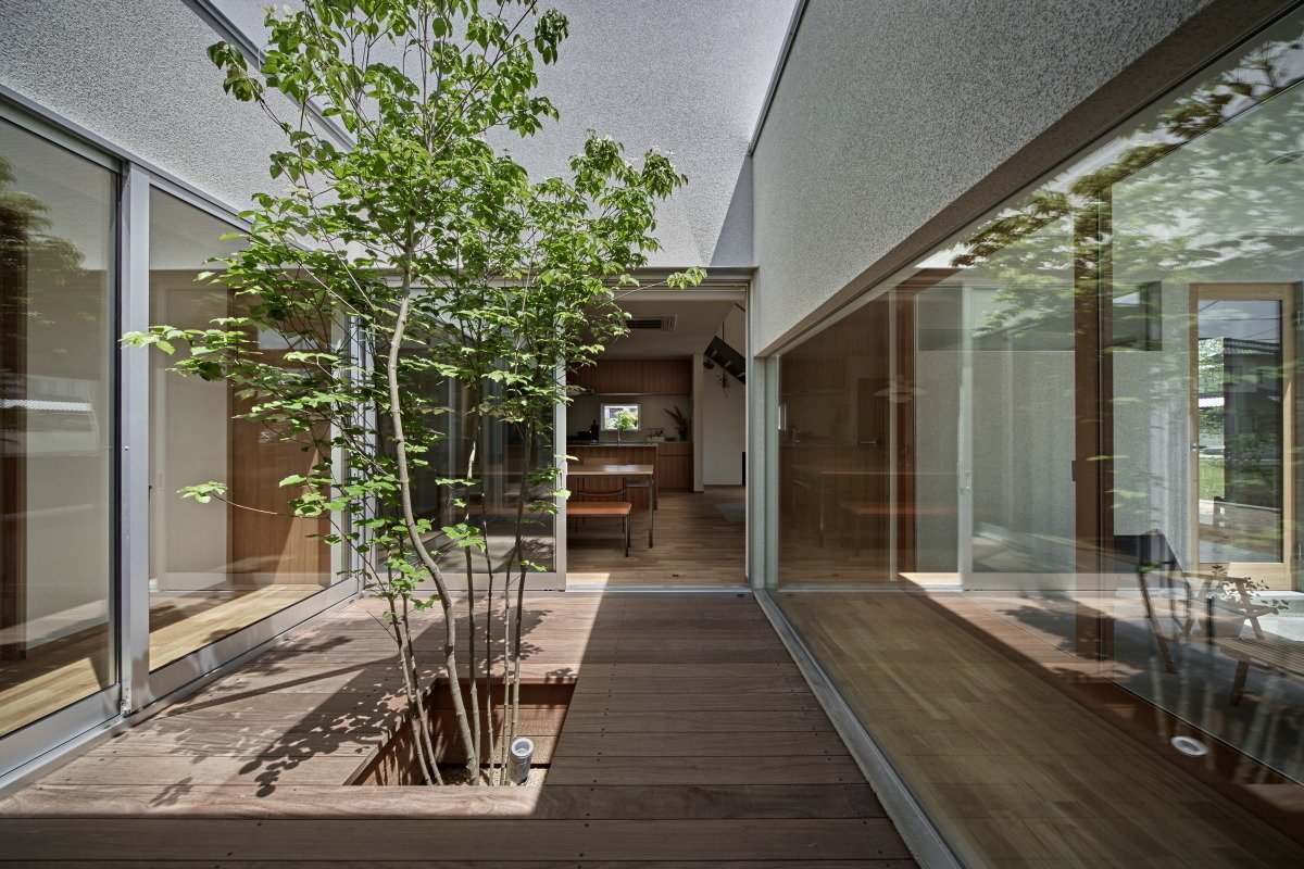 Photo 4 of 4 in Foyer House by Toki Architect Design Office Dwell