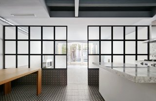 Tamarit Apartment by RAS arquitectura - Photo 4 of 4 -