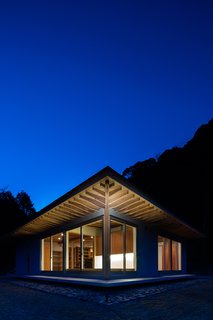 House in Yasunami by TENK - Photo 4 of 4 -