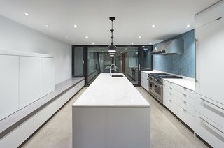 Atrium House by RobitailleCurtis - Photo 2 of 4 -