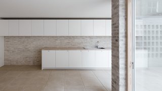 Mews House by Russell Jones - Photo 4 of 6 -