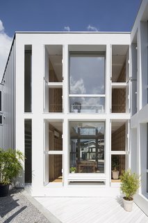 House with 30,000 Books by Takuro Yamamoto Architects - Photo 3 of 6 -