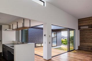 Residence in Sotohisumi by Nakasai Architects - Photo 2 of 6 -