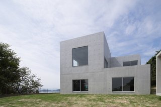 House in Akitsu by Kazunori Fujimoto Architect & Associates - Photo 2 of 5 -