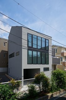 House in Nakamaruko by PANDA - Photo 1 of 7 -