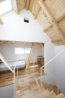House in Suwamachi by Kazuya Saito Architects - Photo 2 of 8 -