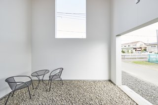 House in Suwamachi by Kazuya Saito Architects - Photo 3 of 8 -