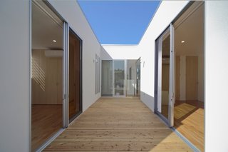 House K by YDS Architects - Photo 4 of 8 -
