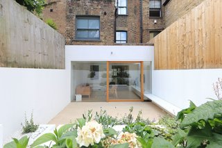 Extension to a Private House by Tamir Addidi Architecture - Photo 1 of 5 -