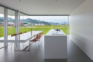 F Residence by Shinichi Ogawa & Associates - Photo 5 of 11 -