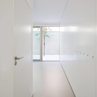 V13K05 by Pasel Kuenzel Architects - Photo 4 of 8 -