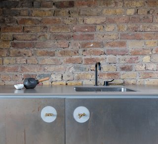 Clay House by Simon Astridge - Photo 3 of 10 -