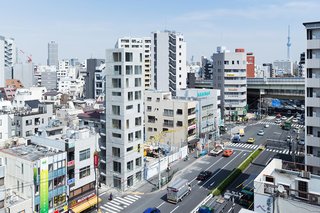 Tatsumi Apartment House by Hiroyuki Ito Architects - Photo 3 of 6 -