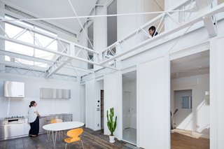 Renovation in Shizuoka by Shuhei Goto Architects - Photo 4 of 6 -