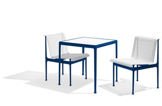 One of the newly revised colorways available for the 1966 Collection. Image by Knoll.
