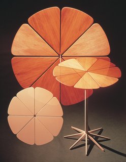 Original advertisement for The Petal Collection, 1960. Photograph by Herbert Matter. Image from the Knoll Archive.