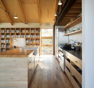 Top 5 Homes of the Week With Libraries We Love - Photo 3 of 5 -