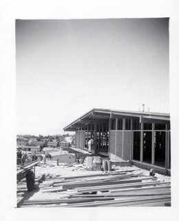 A Midcentury Home For Sale in L.A. That Was Originally Designed For a WWII Pilot - Photo 14 of 16 -
