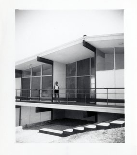 A Midcentury Home For Sale in L.A. That Was Originally Designed For a WWII Pilot - Photo 15 of 16 -