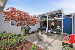 A landscaped central courtyard encourages indoor/outdoor living.