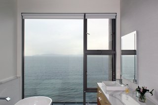 These Modern Shades Are Revolutionizing the Market - Photo 2 of 8 -