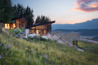 A Contemporary Glass House In Wyoming Is Now For Sale Modern Home In On Dwell