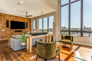 An Exquisite Penthouse in St. Louis Asks $1.31M Modern Home in St.… on ...
