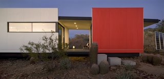 Talesin Mod.Fab was developed by students at Taliesin West in collaboration with Victor Sidy Siegal. The stunning result is an example of simple, elegant, and sustainable living in the desert. 