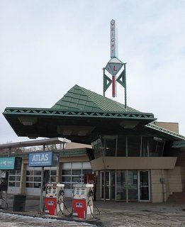 The Lindholm Service Station circa 2007
