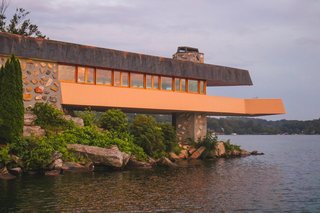 The home features the largest cantilever deck ever planned out by the architect.