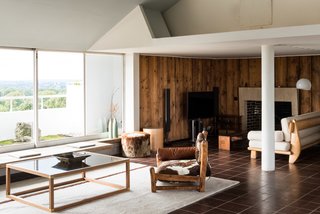 Modernist Architect Berthold Lubetkin's Former London Penthouse Is For Sale - Photo 3 of 8 -