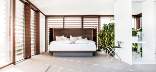 Stay in a Prefab Cube Placed Atop a Midcentury Hotel in Austria - Photo 8 of 8 -