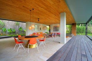 An Incredible Vacation Villa in the Balinese Jungle That’s Part Chameleon - Photo 7 of 17 -