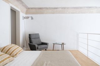 A 16th-Century Florentine Palazzo Is Transformed Into an Artist Residency - Photo 4 of 19 - Midcentury modern mixes well within the context of the 16th-century palazzo. 