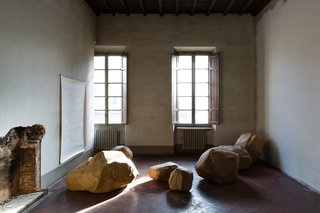 A 16th-Century Florentine Palazzo Is Transformed Into an Artist Residency - Photo 17 of 19 - The 16.5-foot ceilings, large windows, and curated design help create a contemplative atmosphere.