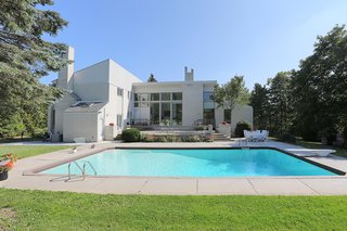 Swimming pools with their concentration of water, denoting collection and retainment of money are also considered to be auspicious in the tenets of Feng Shui. 
