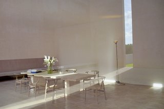 A New Book Reveals Some of the World's Most Incredible Vacation Rentals - Photo 7 of 25 -