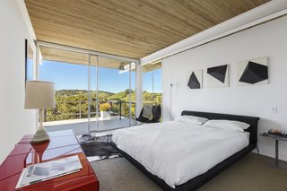 Spend the Night in an Iconic Case Study House North of San Francisco - Photo 15 of 16 -