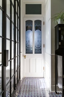 A 19th-Century Schoolhouse in Brooklyn Becomes a Classy Apartment - Photo 21 of 21 -