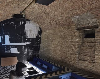 An Underground Speakeasy in Vienna Is Turned Into a Chic Cocktail Lounge - Photo 14 of 18 -