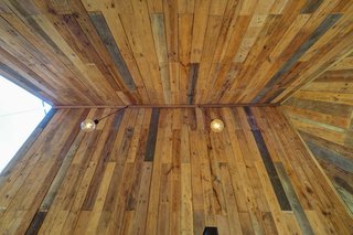 This Minimalist Cabin in Vietnam Is the Perfect Forest Escape - Photo 5 of 14 -