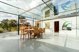 A Modernist Time Capsule by Erno Goldfinger Asks $4M - Photo 8 of 19 -