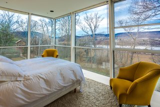 A Toshiko Mori-Designed Masterpiece in New York Wants $4.95M - Photo 12 of 15 -