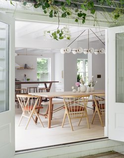 A Hamptons Beach Retreat Gets a Scandinavian-Style Makeover - Photo 3 of 19 -