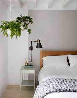 A Hamptons Beach Retreat Gets a Scandinavian-Style Makeover - Photo 14 of 19 -
